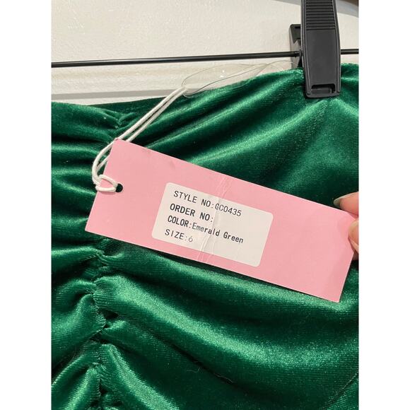 NWT Collective the Label Ruched Velvet Mini Skirt With Frill Hem Emerald Green 6 - Picture 4 of 6
